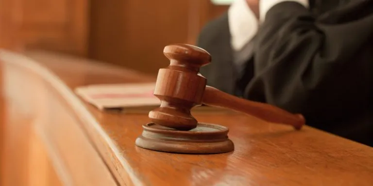 Proceso inmediato: La apelación debe interponerse y fundamentarse oralmente en la audiencia de lectura de sentencia