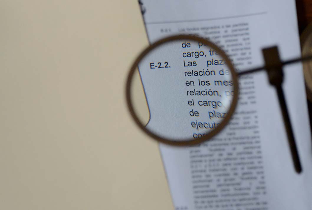 Restricciones al derecho de acceso a la información sin observancia de los límites convencionales supone una actuación arbitraria del Estado. Caso Claude Reyes y Otros Vs. Chile