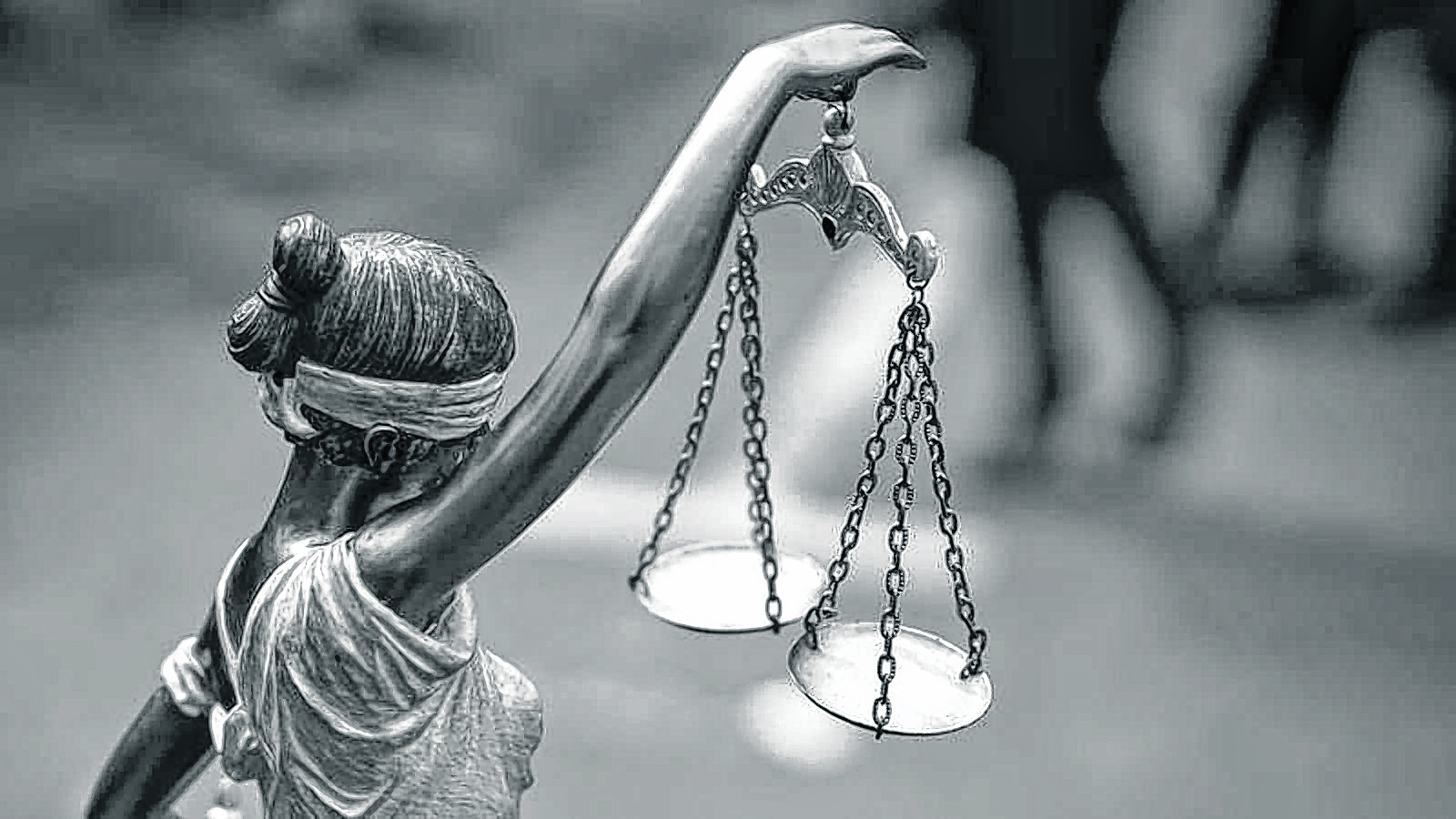 El ingreso a la etapa intermedia y la prosimidad del juicio oral no eliminan el peligro de obstaculización o de fuga